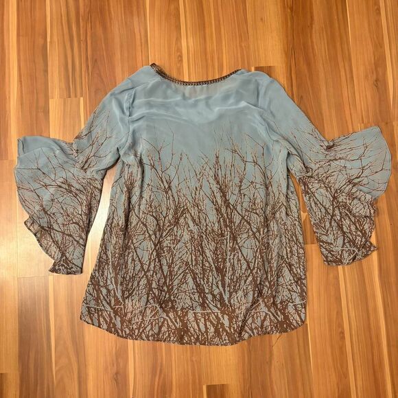 unique oversized chiffon shirt with flowy bell sleeves and tree print - Picture 2 of 6
